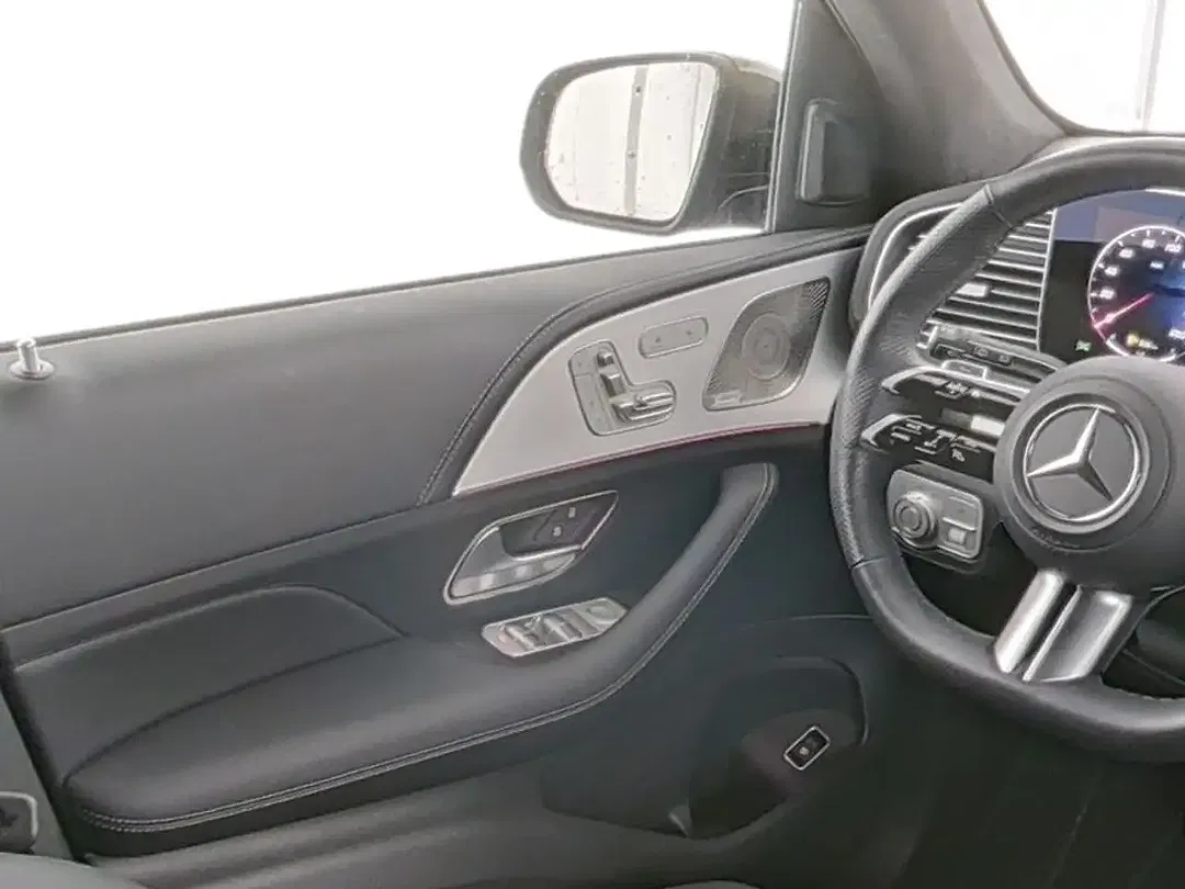 Mercedes-Benz GLE 300 4MATIC AMG Burmester Night - Thumbnail 10