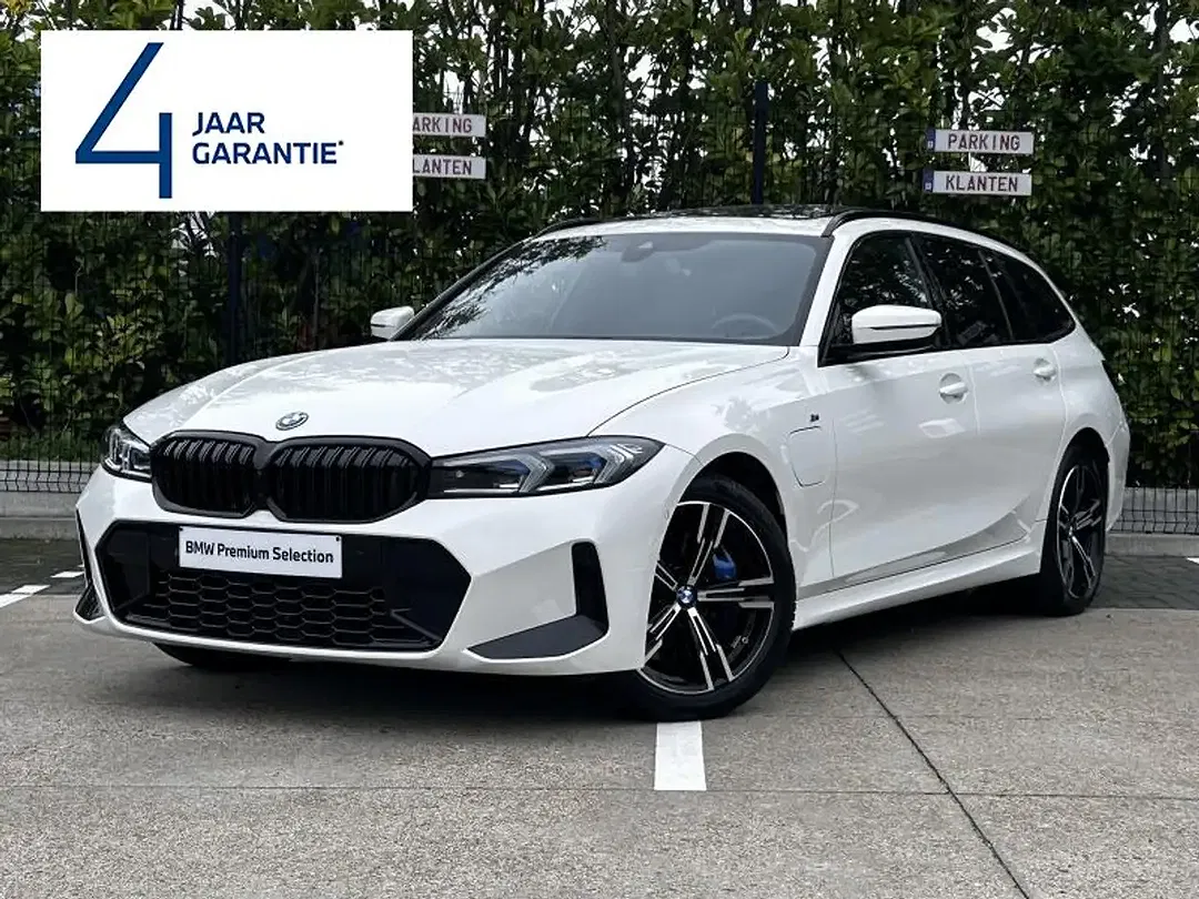 BMW 330 Touring - Thumbnail 1
