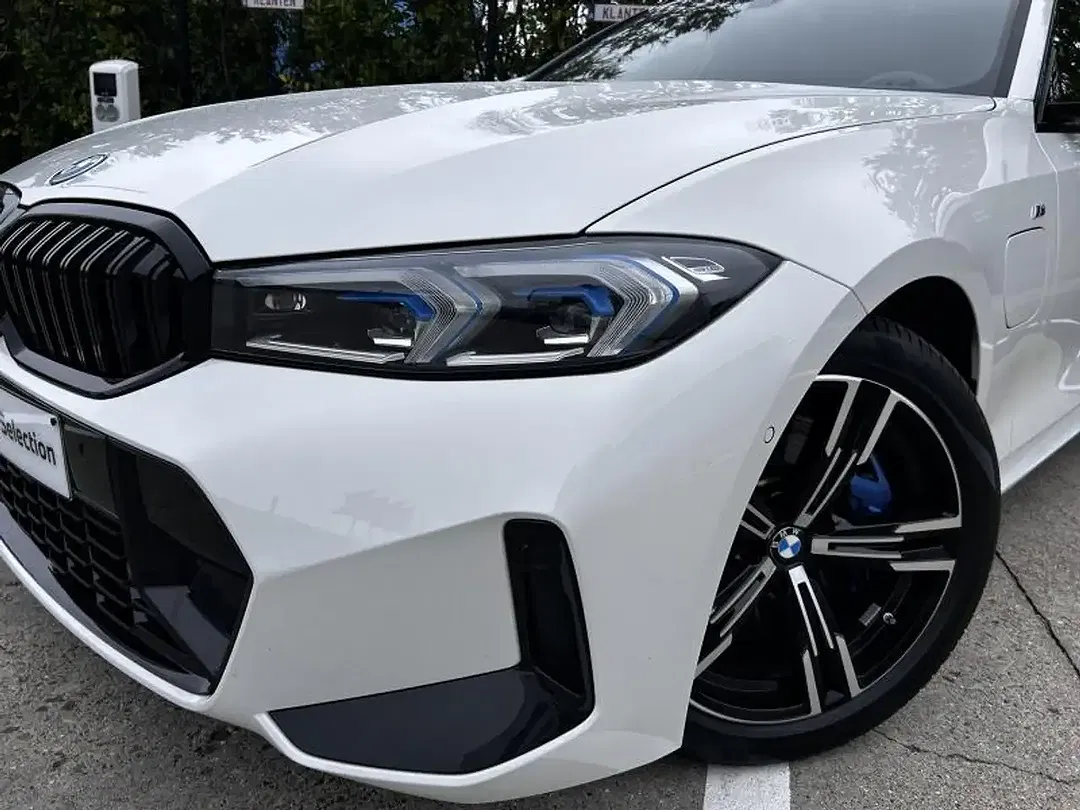BMW 330 Touring - Thumbnail 12