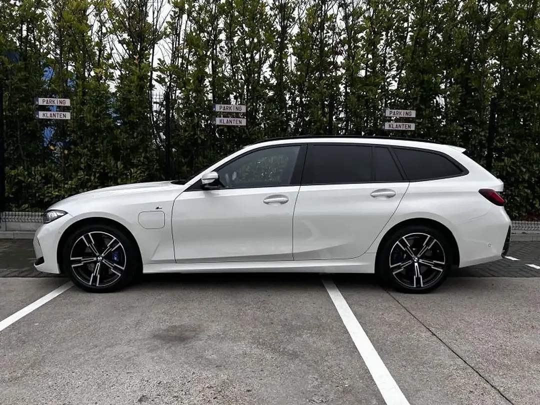 BMW 330 Touring - Thumbnail 14