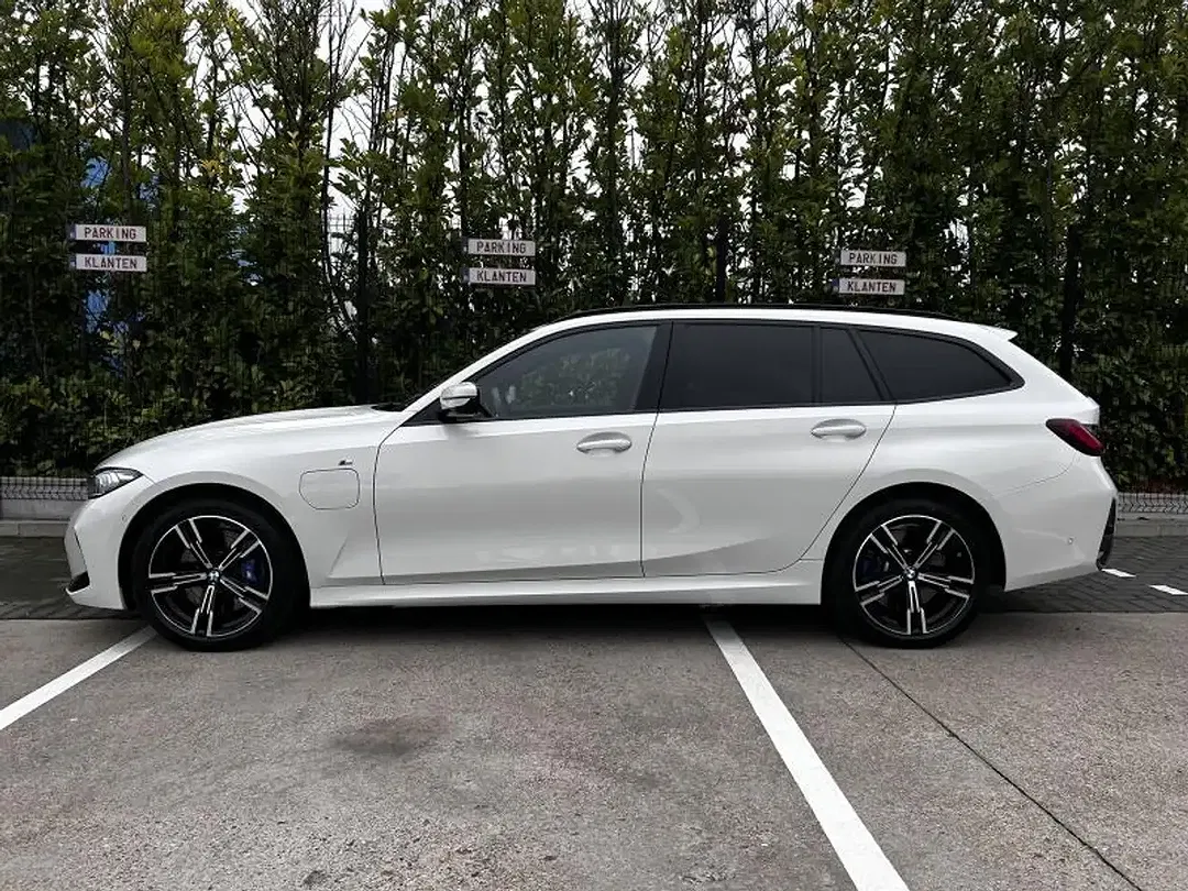 BMW 330 Touring - Thumbnail 18