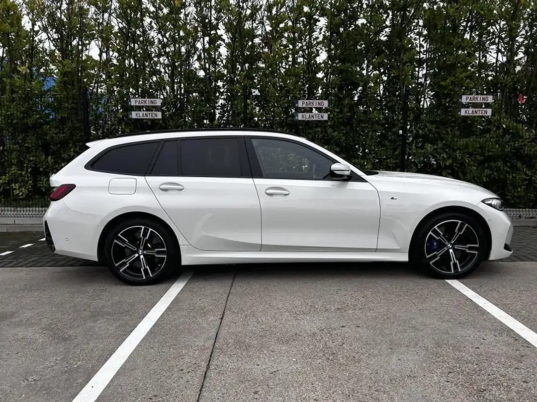 BMW 330 Touring - Thumbnail 3