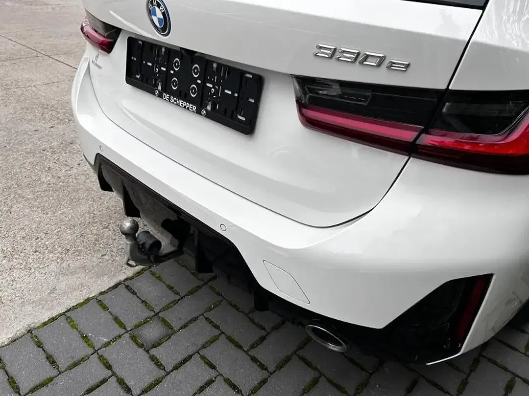 BMW 330 Touring - Thumbnail 8