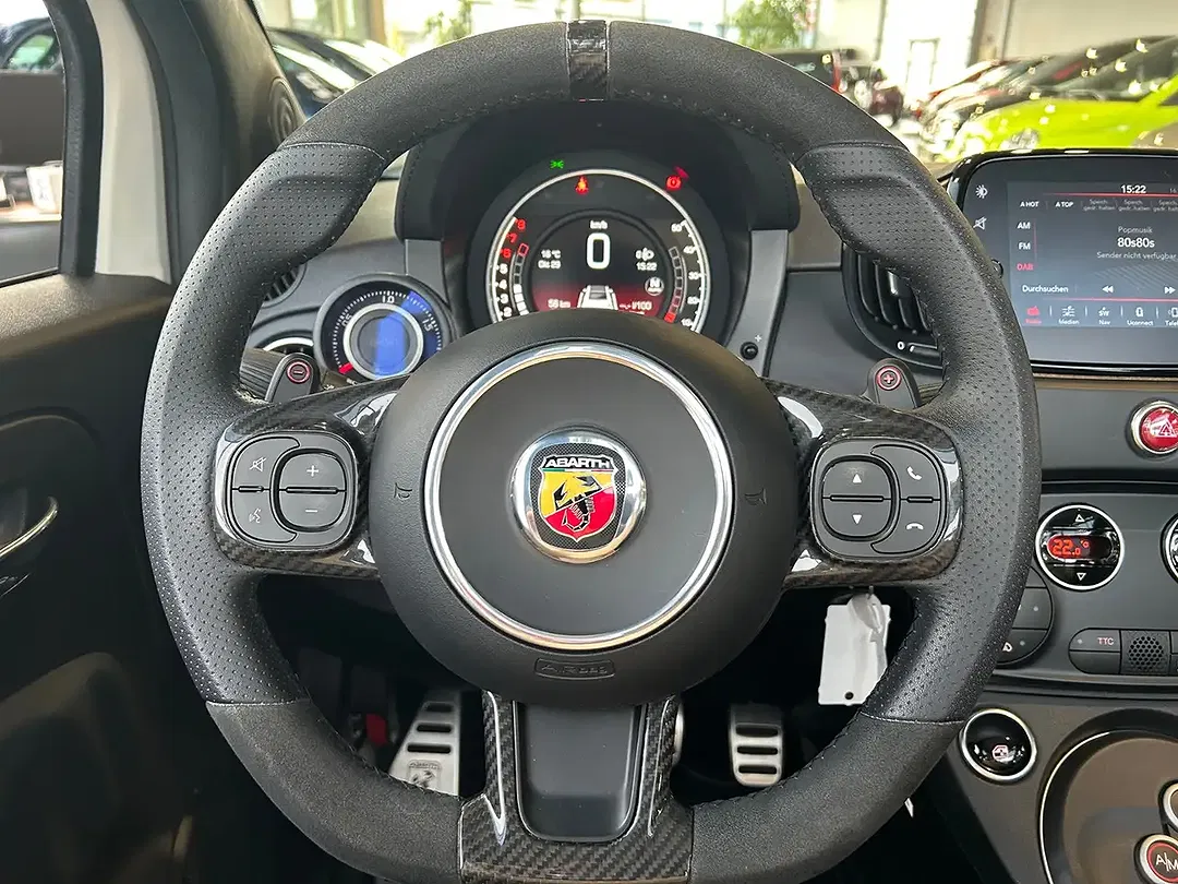 Abarth 695C 1.4 T-Jet - Thumbnail 13