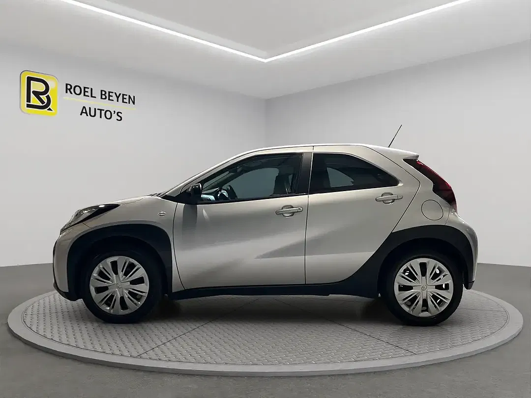 Toyota Aygo X - Thumbnail 8