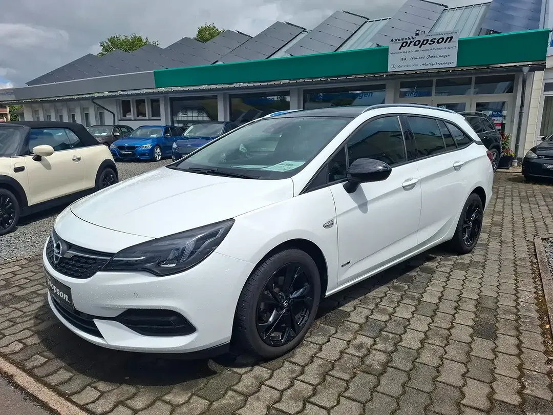 Opel Astra Design - Thumbnail 1