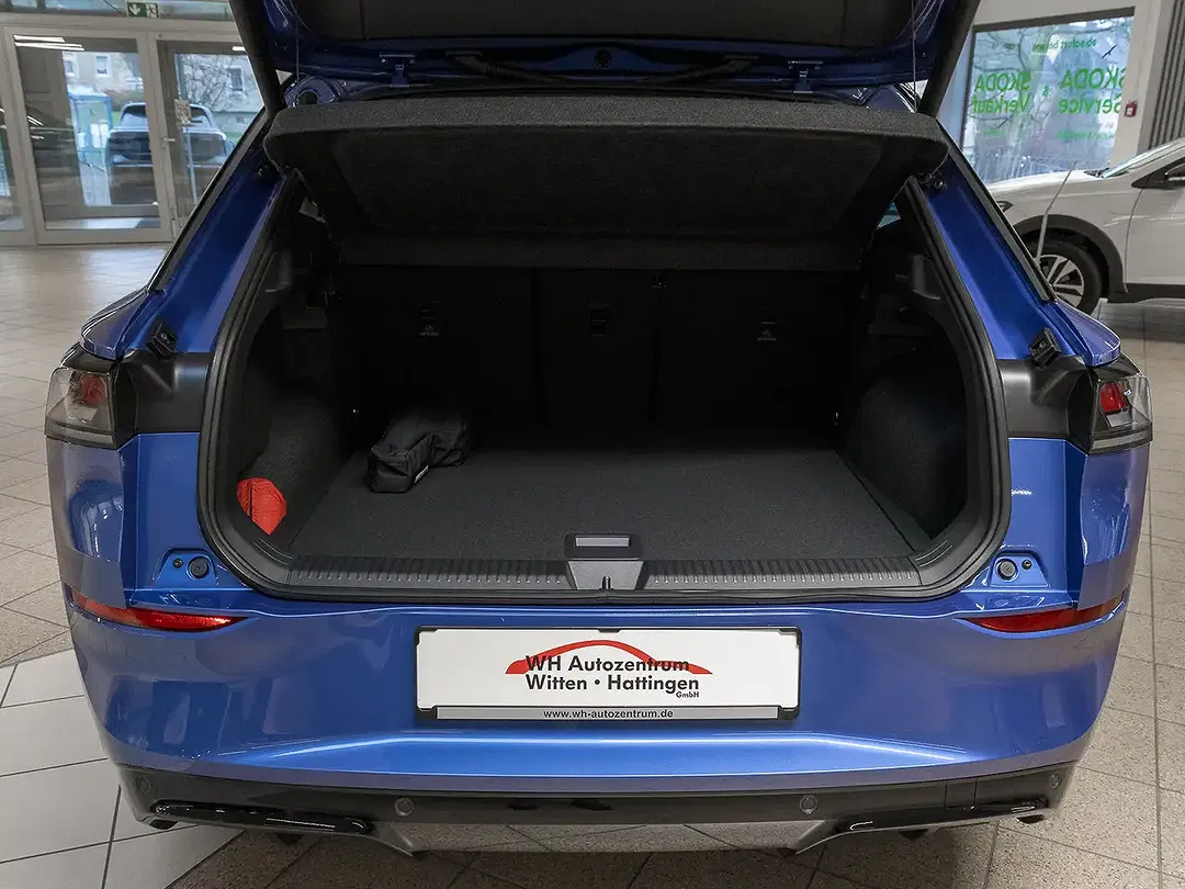 Volkswagen T-Roc 1.5 eTSI DSG R-Line Black Style - Thumbnail 15