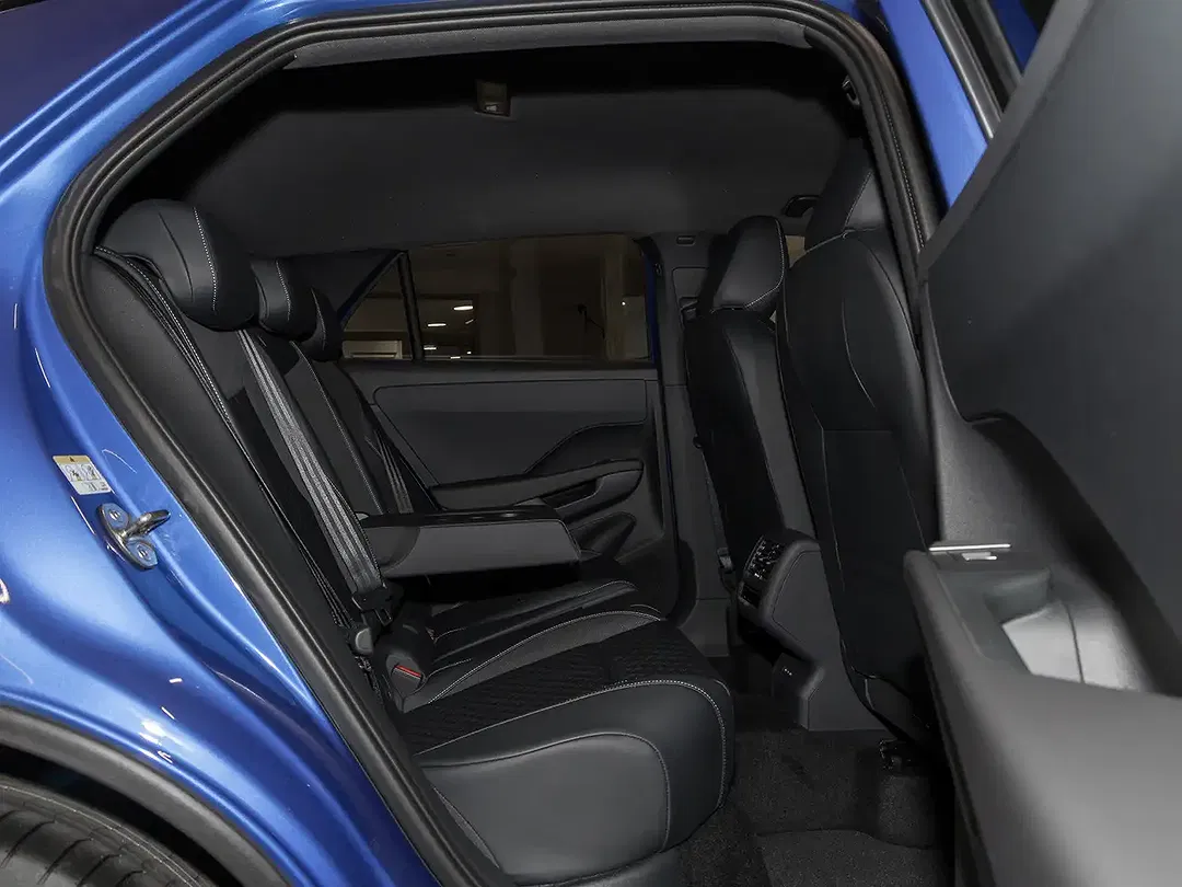 Volkswagen T-Roc 1.5 eTSI DSG R-Line Black Style - Thumbnail 7