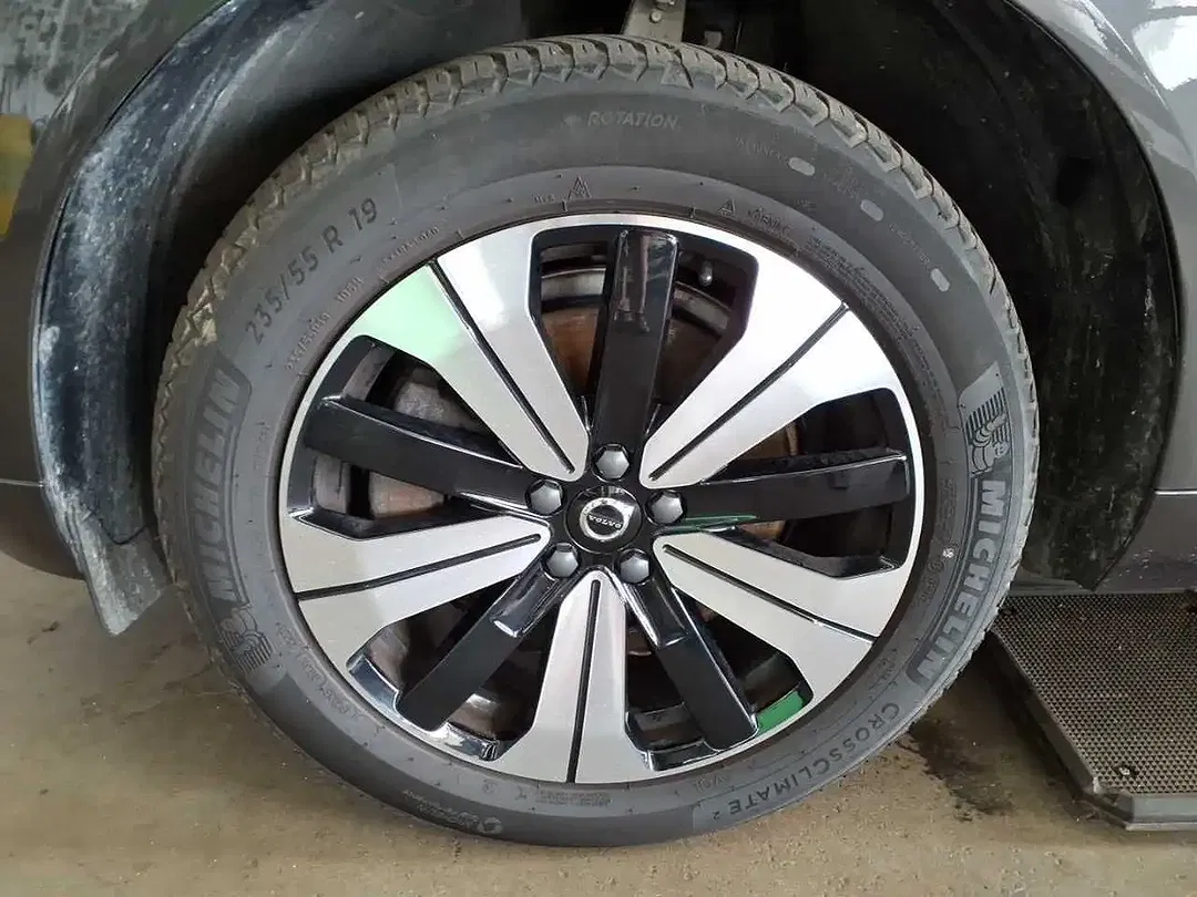 Volvo XC60 T6 PHEV AWD Inscription - Thumbnail 10