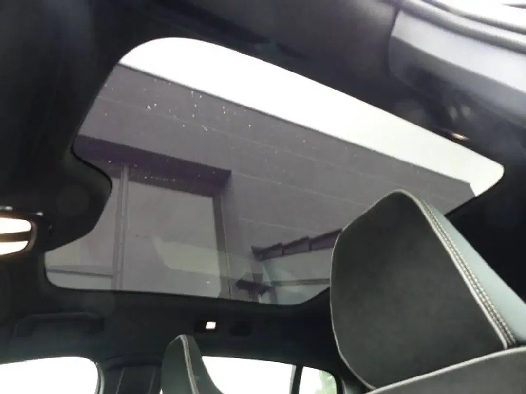 Volvo C40 Recharge Plus - Thumbnail 13