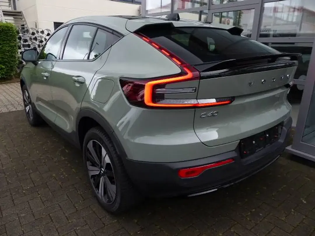 Volvo C40 Recharge Plus - Thumbnail 3