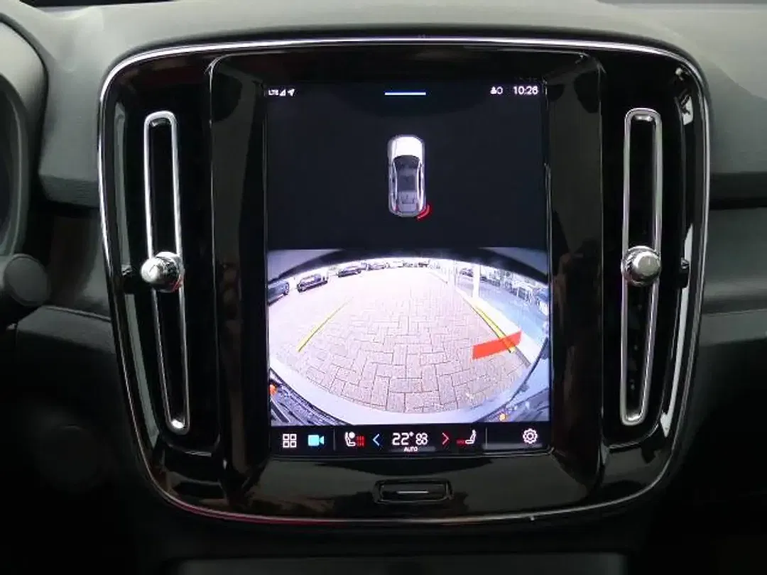 Volvo C40 Recharge Plus - Thumbnail 9