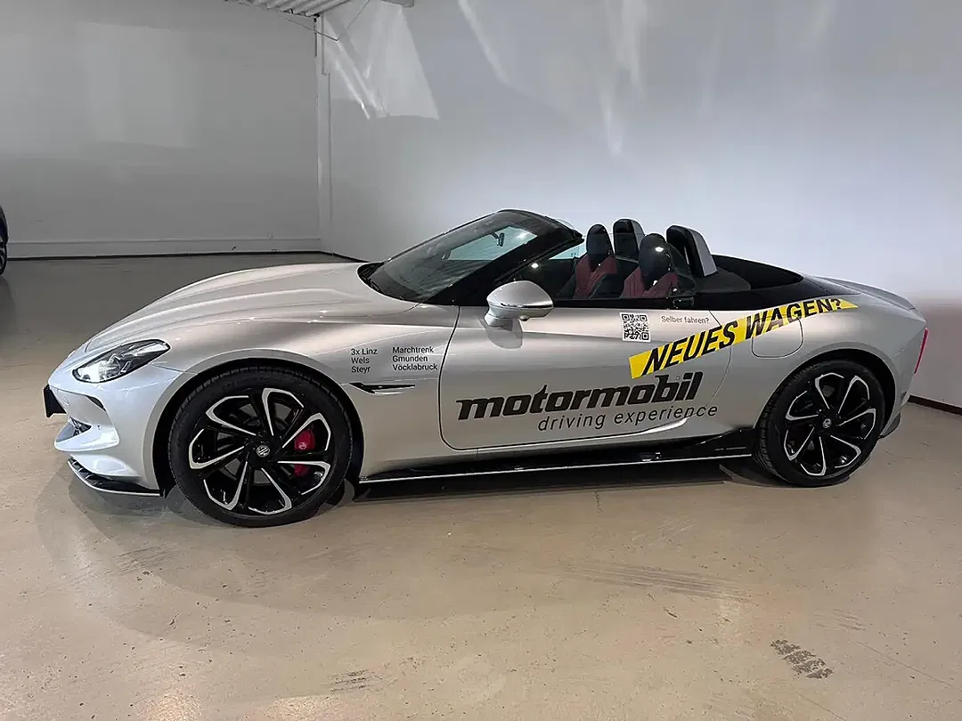 MG Cyberster GT - Thumbnail 4