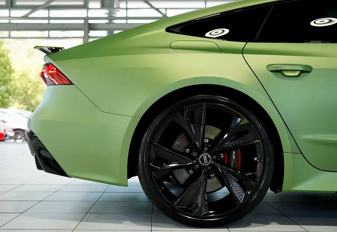 Audi RS7 - foto 14