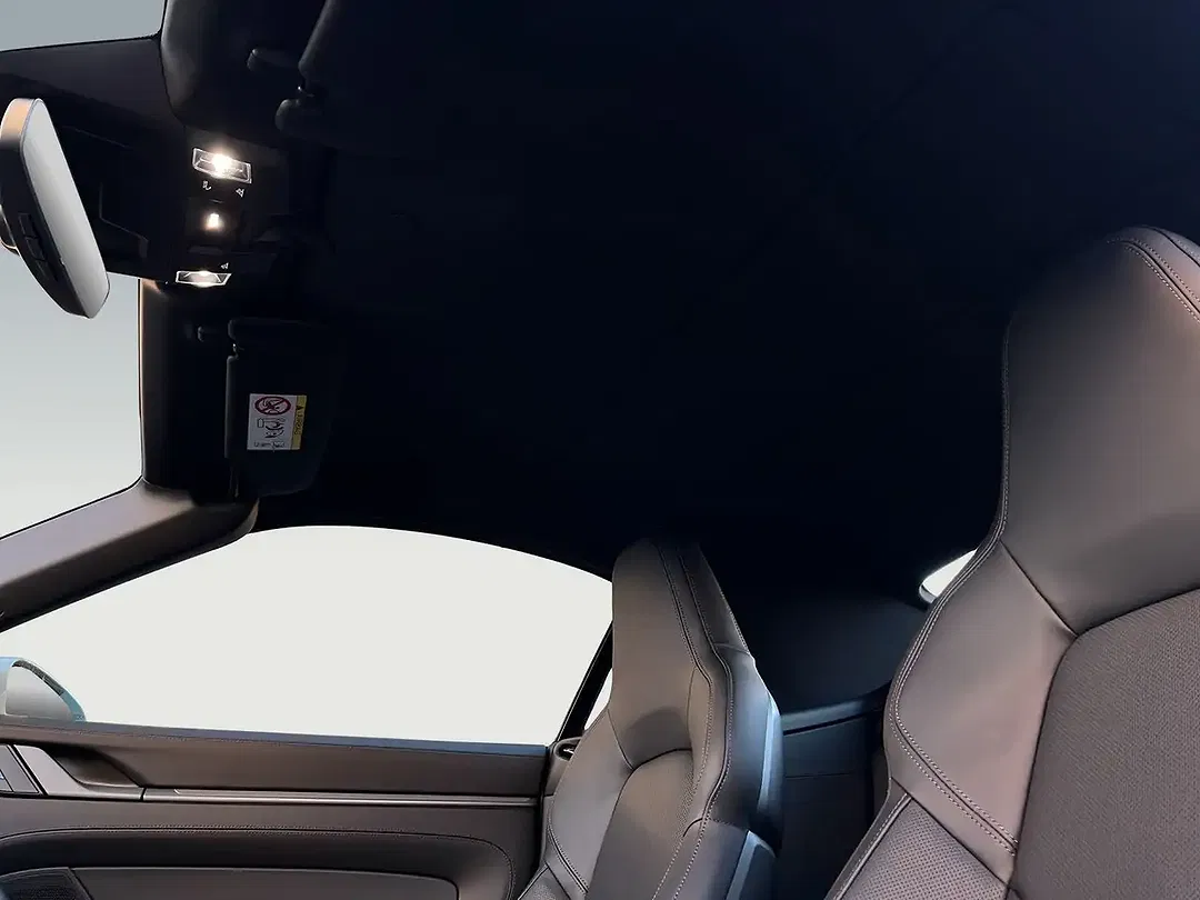 Porsche 992 Carrera 4S Cabriolet - Thumbnail 12