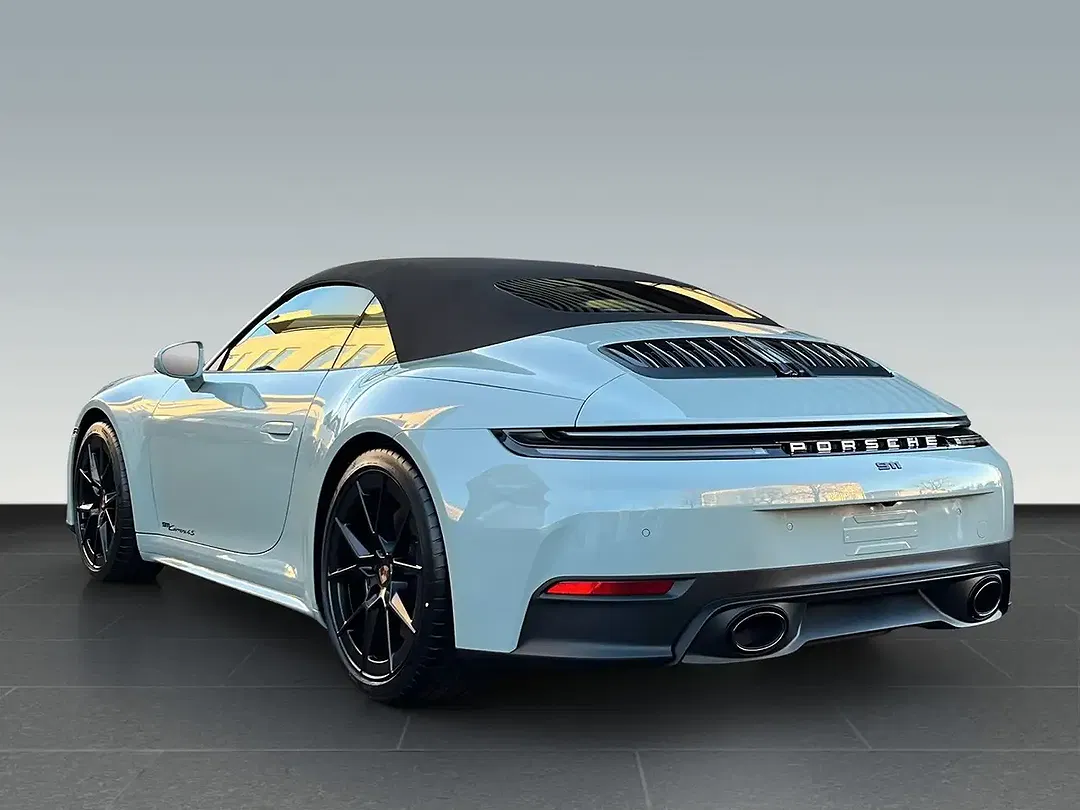 Porsche 992 Carrera 4S Cabriolet - Thumbnail 3