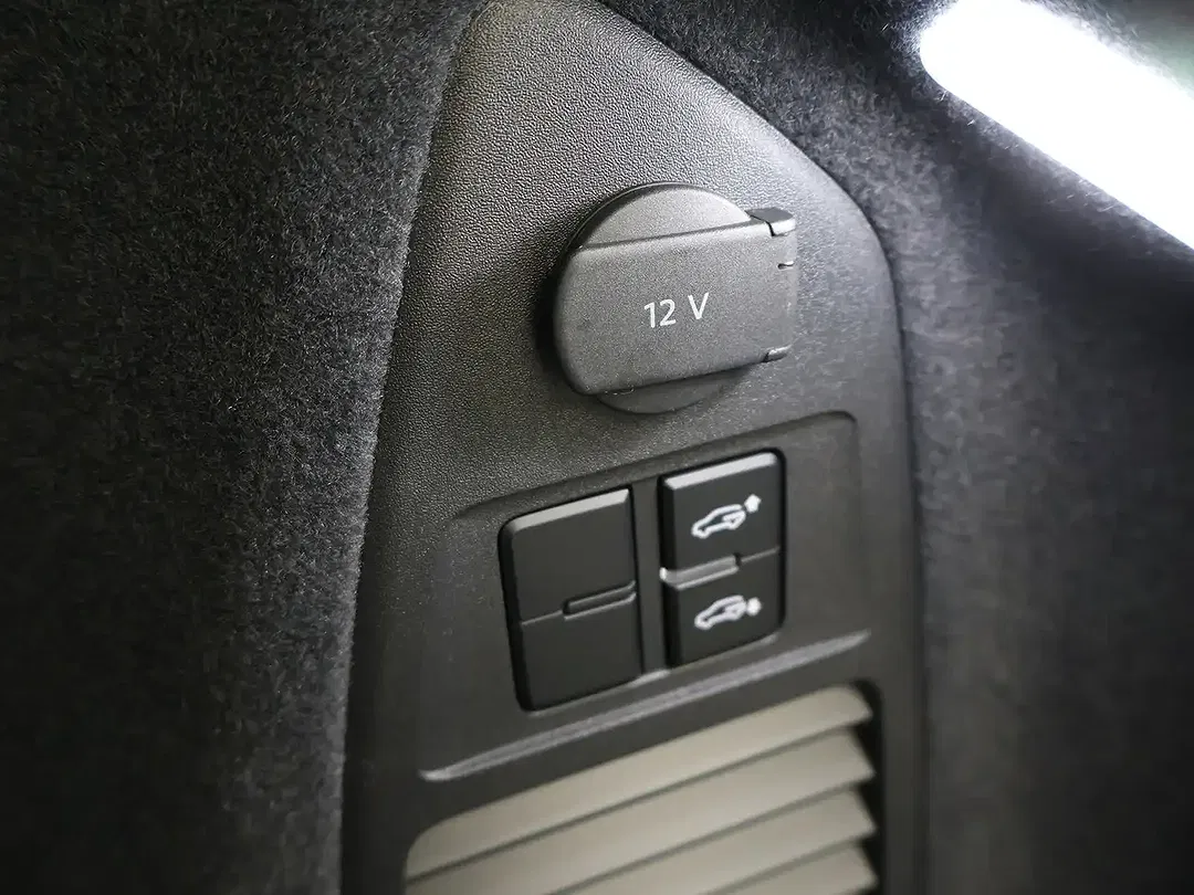 Volkswagen Touareg V6 eHybrid 4Motion R - Thumbnail 12