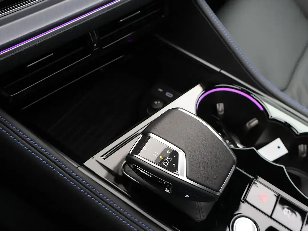 Volkswagen Touareg V6 eHybrid 4Motion R - Thumbnail 16