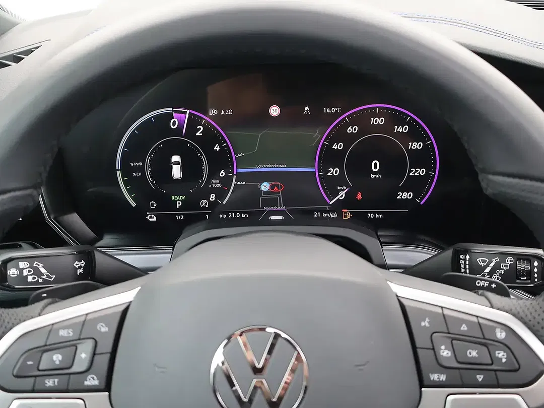 Volkswagen Touareg V6 eHybrid 4Motion R - Thumbnail 17