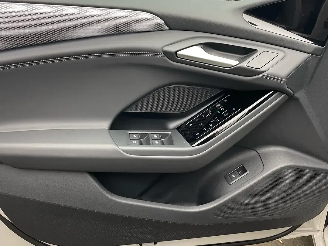 Audi A6 e-tron Avant plus - Thumbnail 11