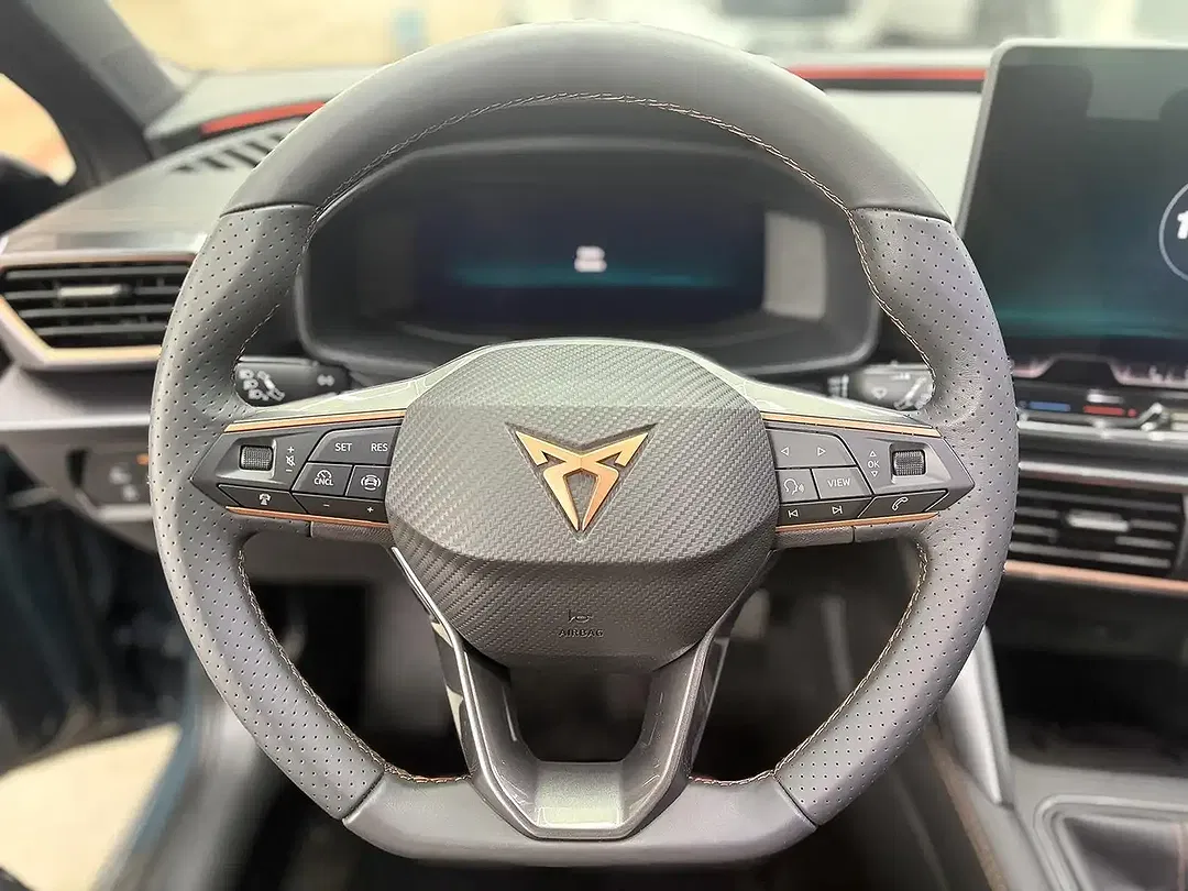 CUPRA Leon 1.5 TSI Matrix LED - Thumbnail 11