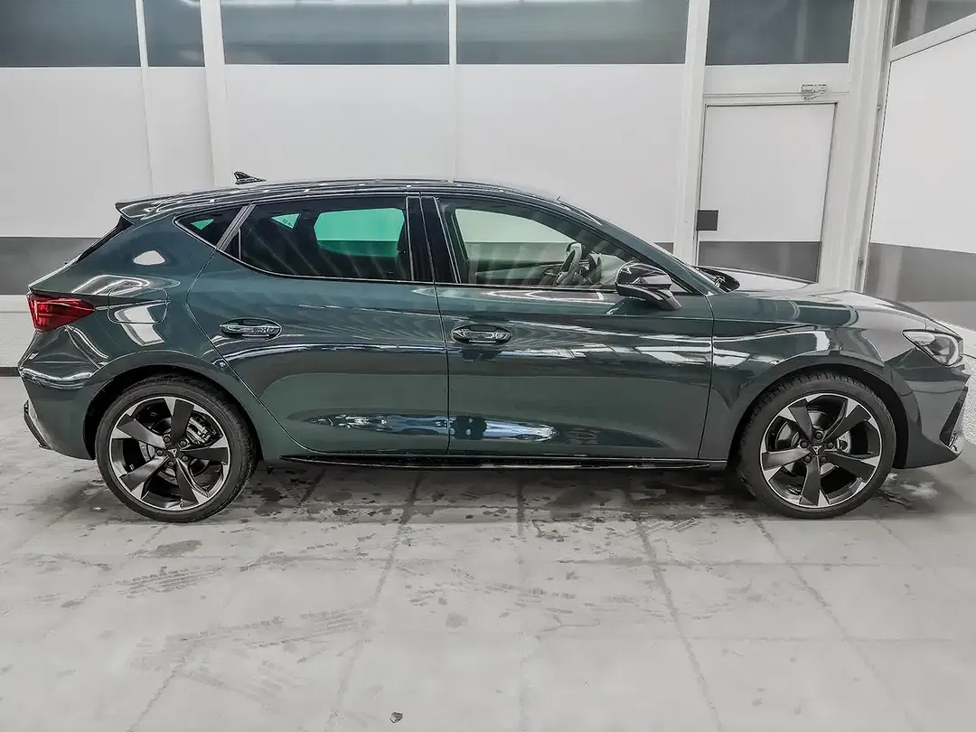 CUPRA Leon 1.5 TSI Matrix LED - Thumbnail 4