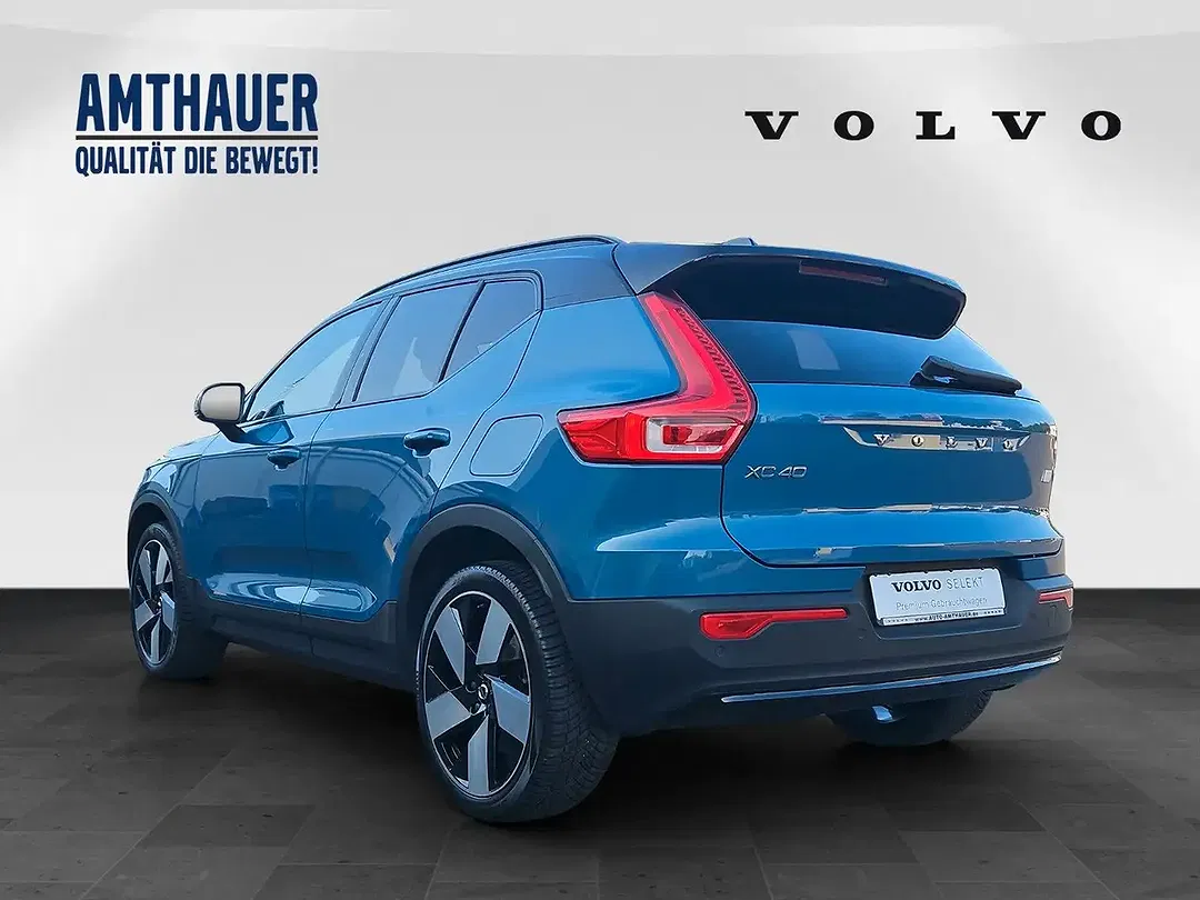 Volvo EX40 Plus - Thumbnail 4