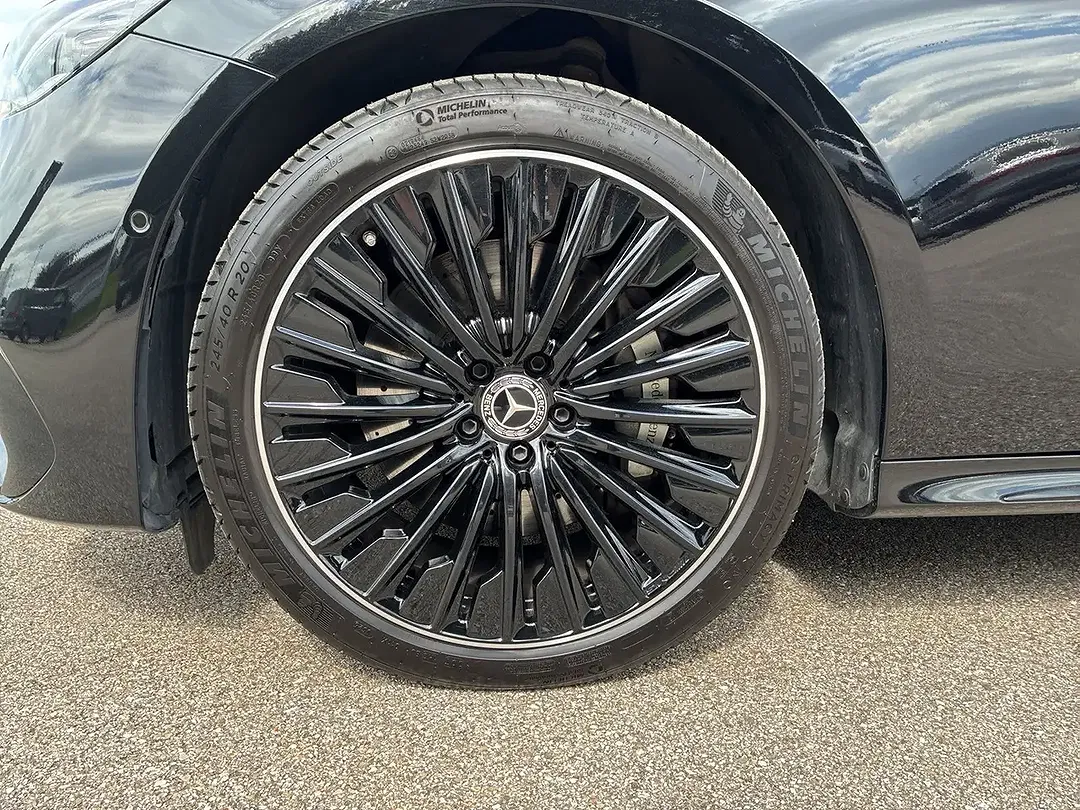 Mercedes-Benz E 300 EQ Hybrid 4MATIC - Thumbnail 12