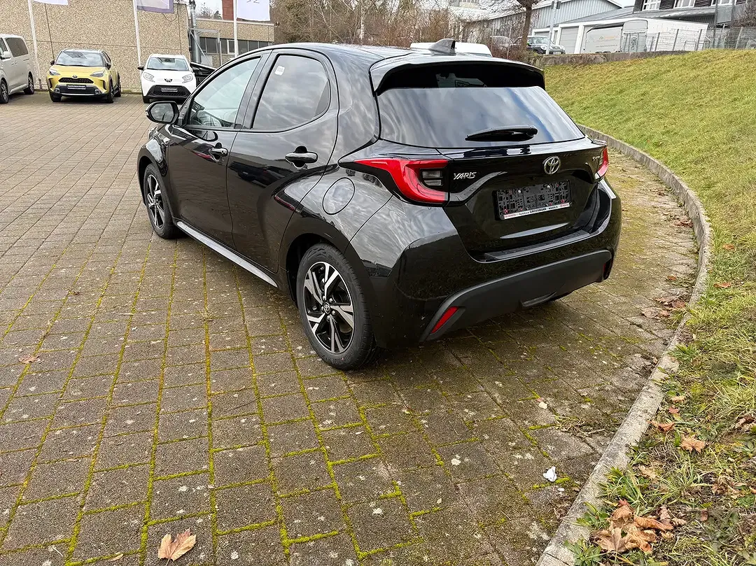 Toyota Yaris Hybrid - Thumbnail 14