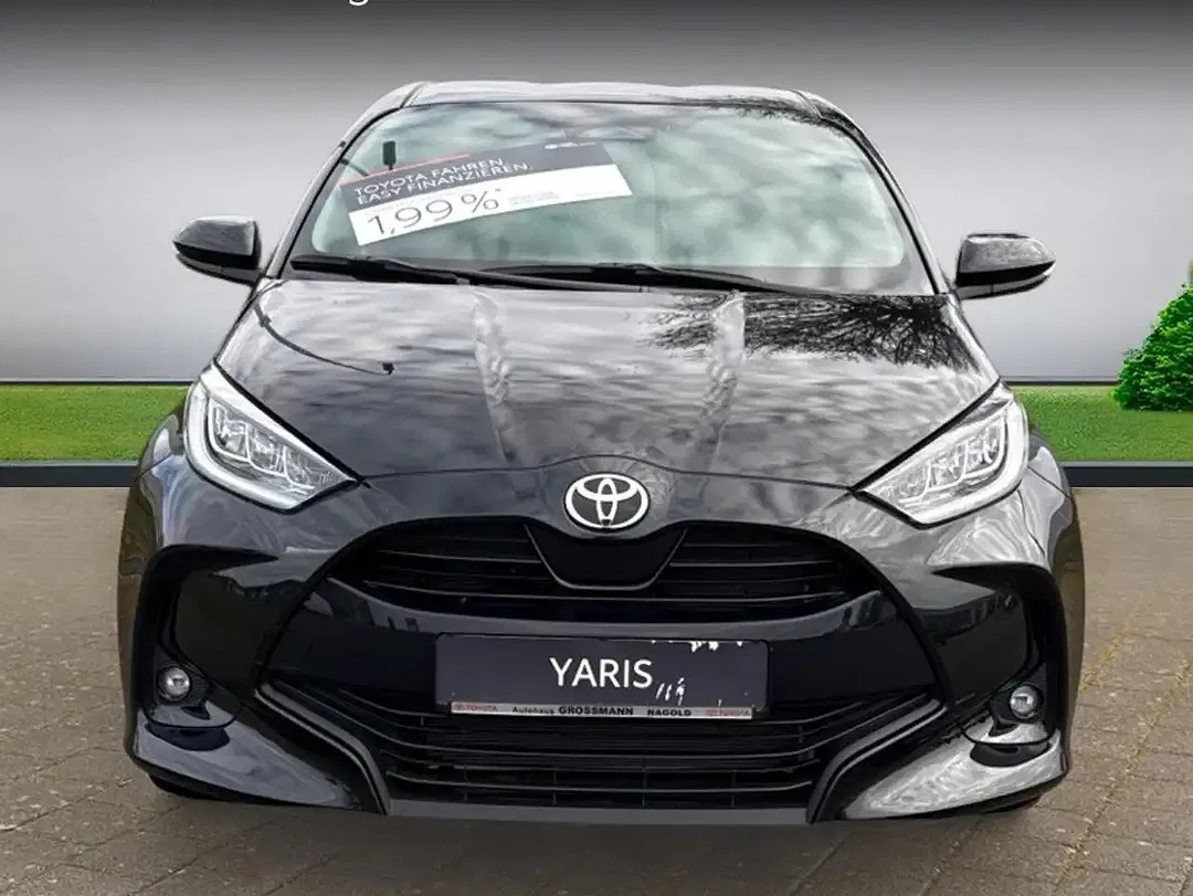 Toyota Yaris Hybrid - Thumbnail 5