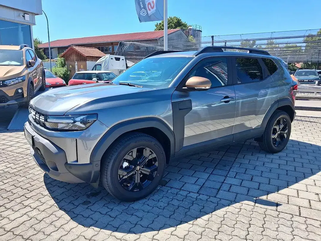 Dacia Duster Hybrid Extreme Plus - Thumbnail 1