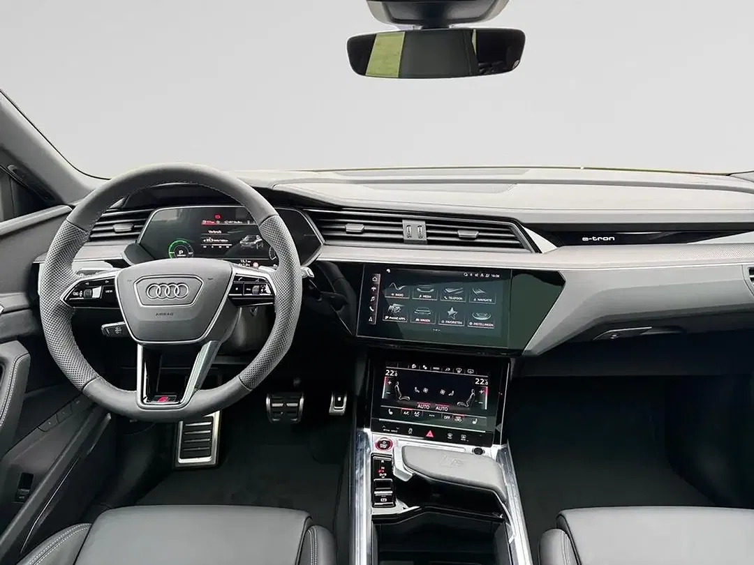 Audi SQ8 e-tron quattro - Thumbnail 10