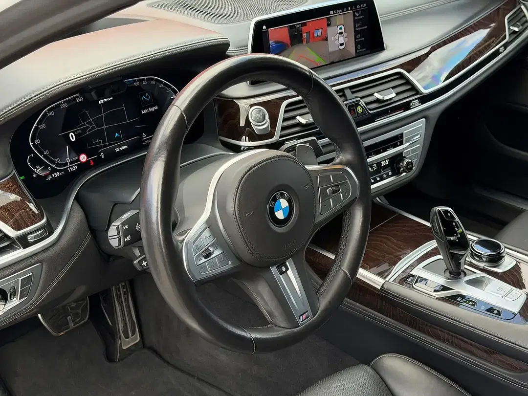 BMW 745 M Sport - Thumbnail 6
