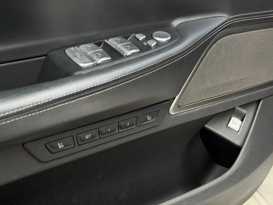 BMW 745 M Sport - foto 8