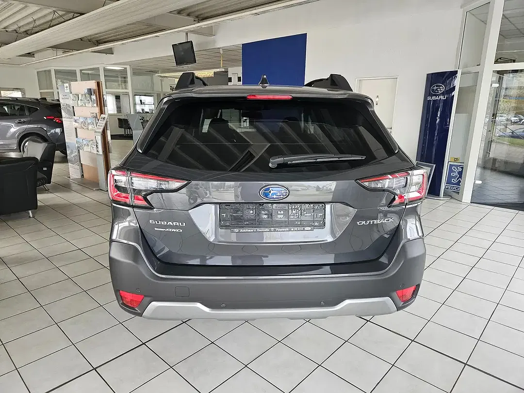 Subaru OUTBACK Active - Thumbnail 5