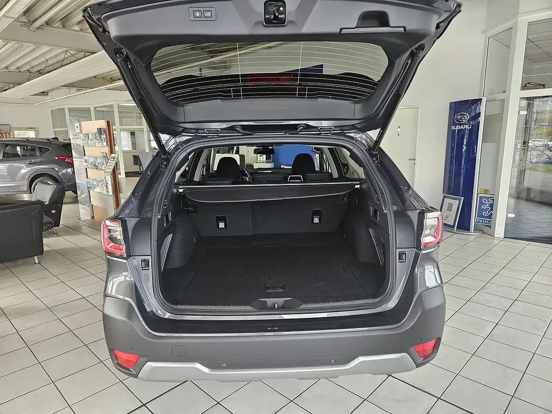 Subaru OUTBACK Active - Thumbnail 6