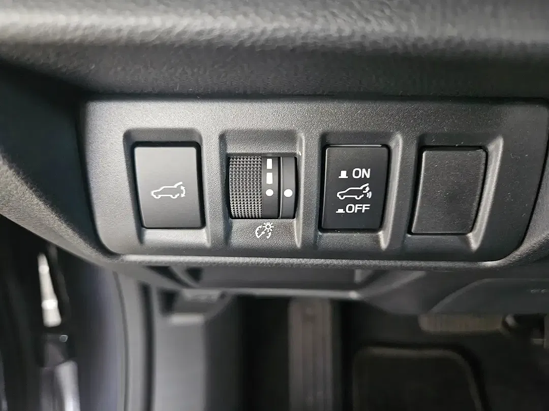 Subaru OUTBACK Active - Thumbnail 8