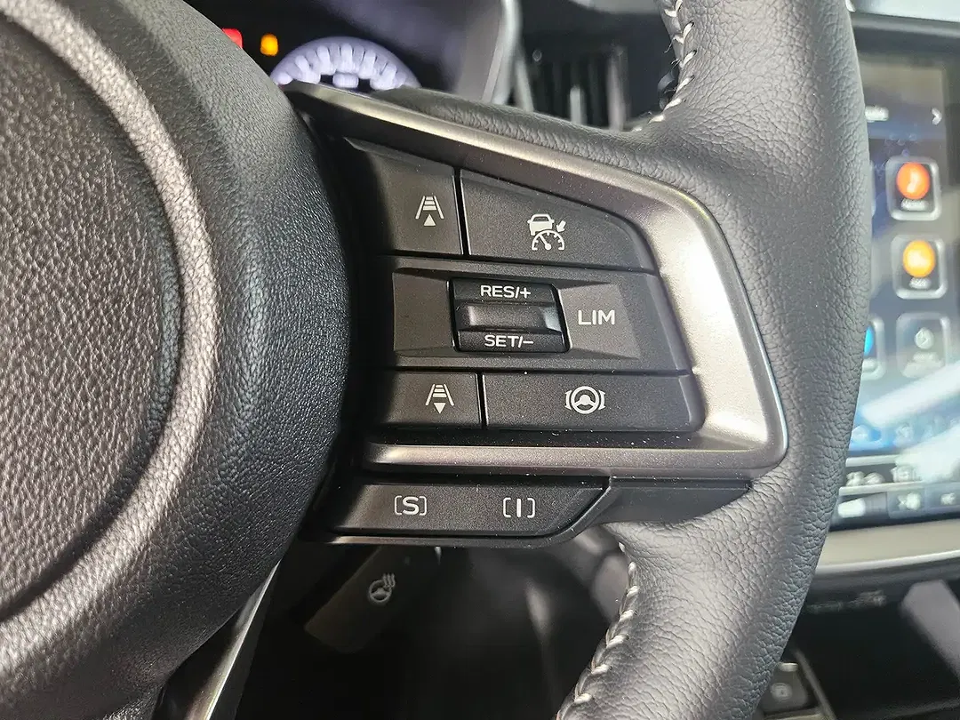 Subaru OUTBACK Active - Thumbnail 9