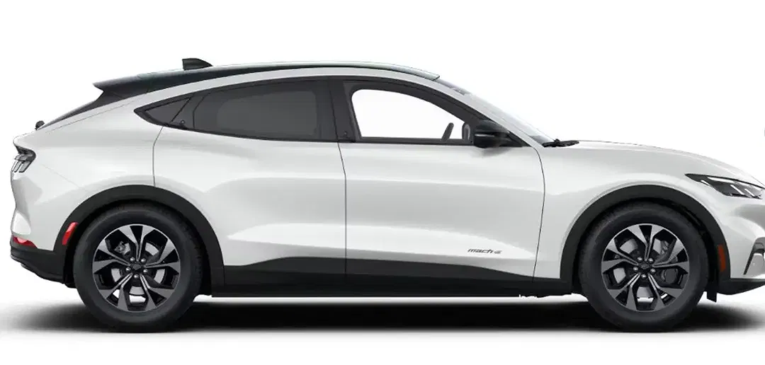 Ford Mustang Mach-E Standard Range - Thumbnail 4