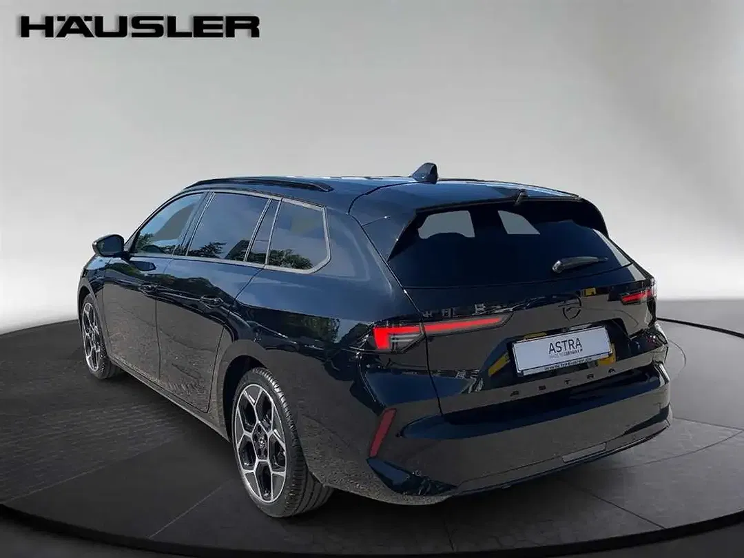 Opel Astra Ultimate - Thumbnail 3