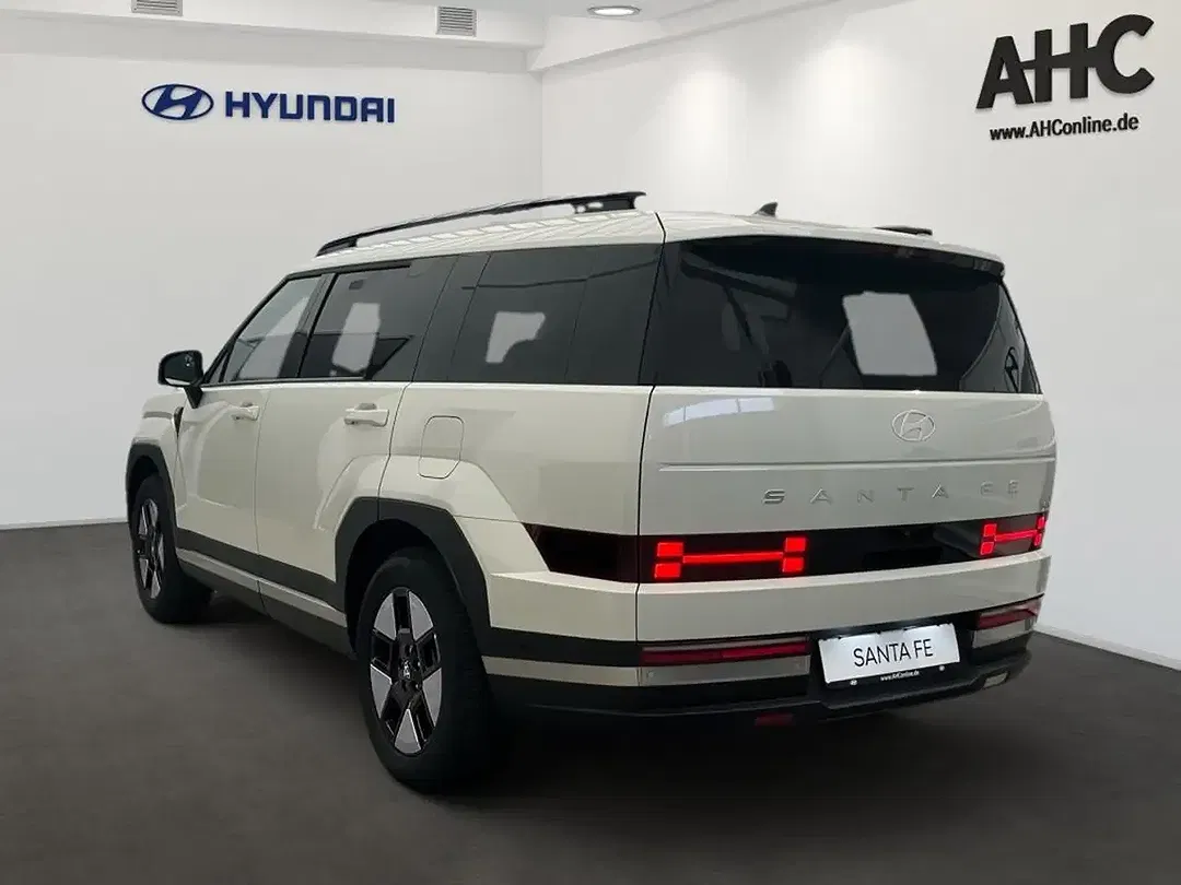 Hyundai SANTA FE 1.6 Hybrid T-GDI 4WD Intro - Thumbnail 4