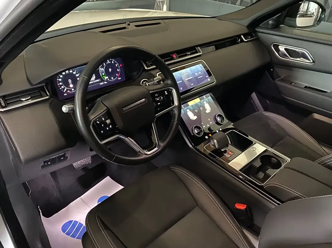 Land Rover Range Rover Velar 4x4 Hybrid - Thumbnail 11