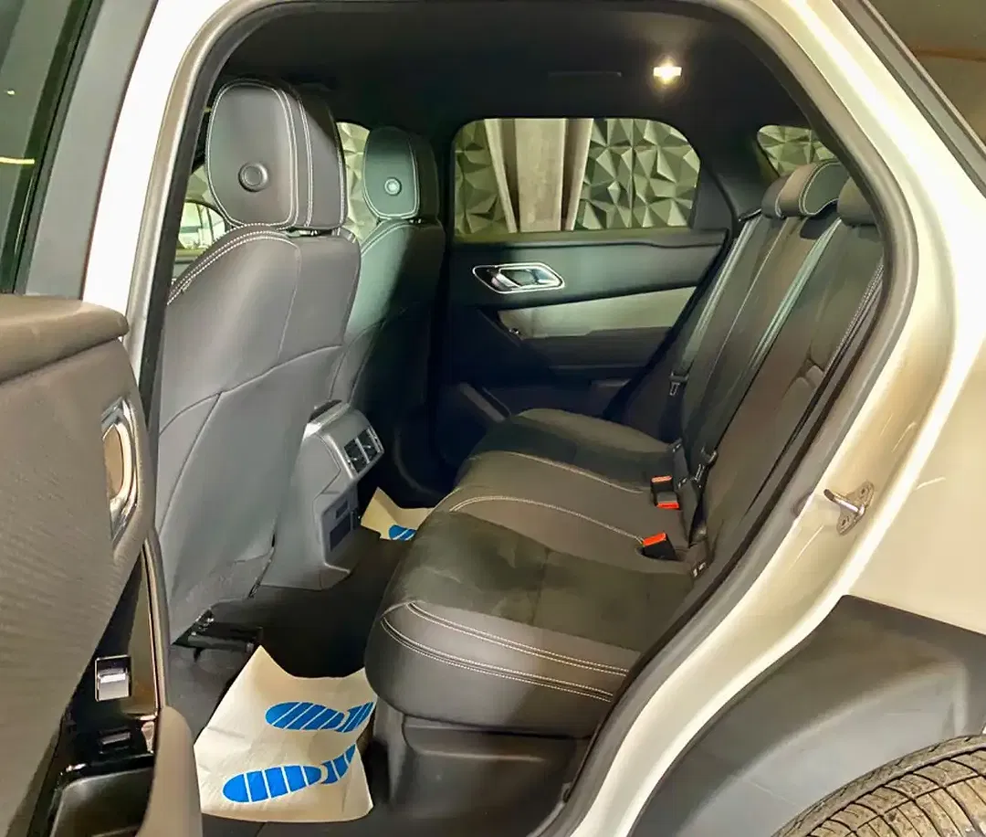 Land Rover Range Rover Velar 4x4 Hybrid - Thumbnail 14