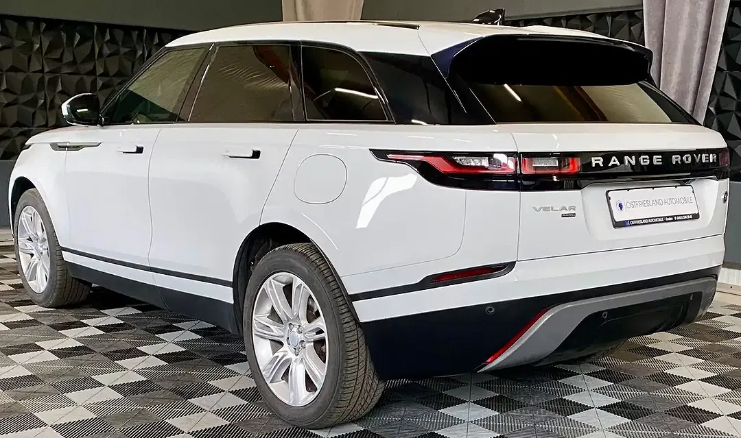 Land Rover Range Rover Velar 4x4 Hybrid - Thumbnail 4