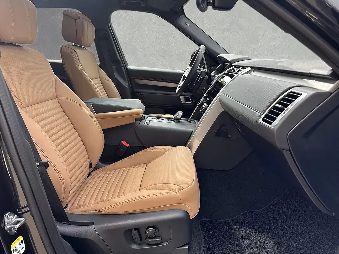 Land Rover Discovery D350 HSE - Thumbnail 3