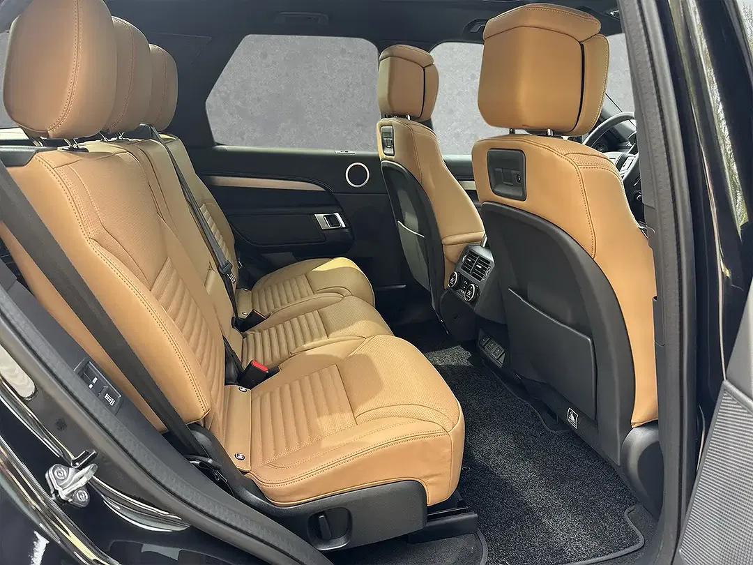 Land Rover Discovery D350 HSE - Thumbnail 5