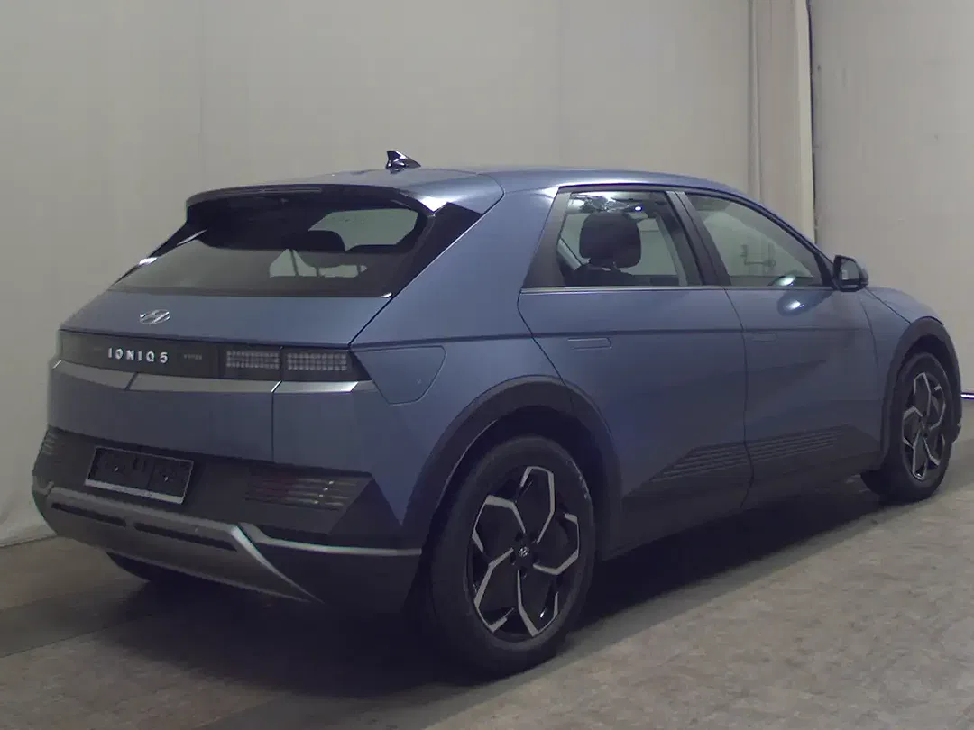 Hyundai IONIQ 5 - Thumbnail 5