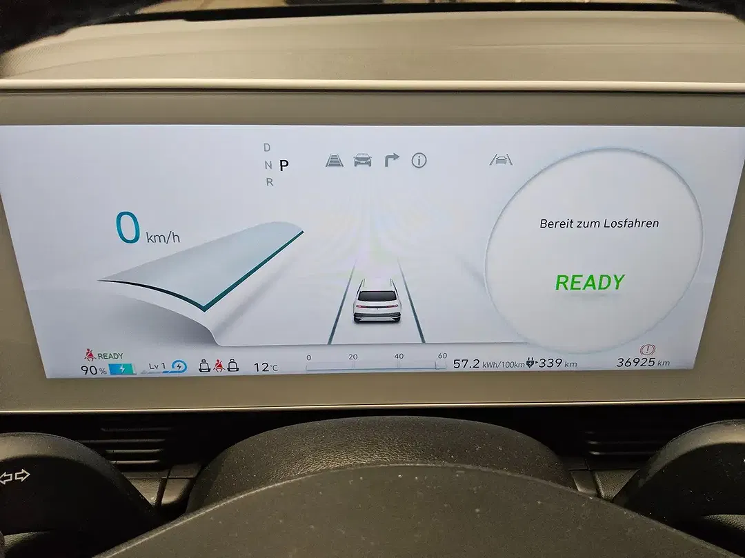 Hyundai IONIQ 5 - Thumbnail 9