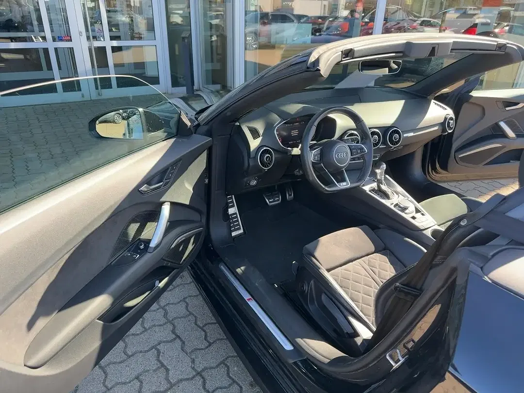 Audi TTS quattro Matrix LED S line - Thumbnail 12