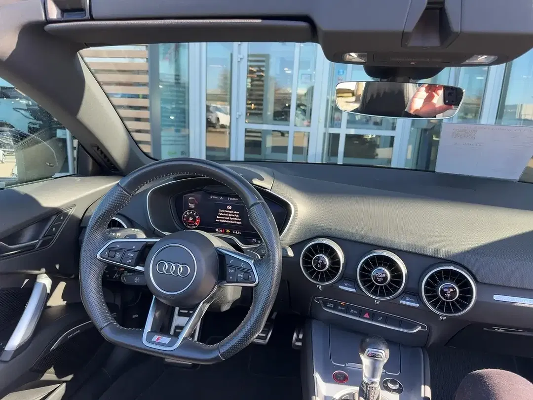 Audi TTS quattro Matrix LED S line - Thumbnail 8